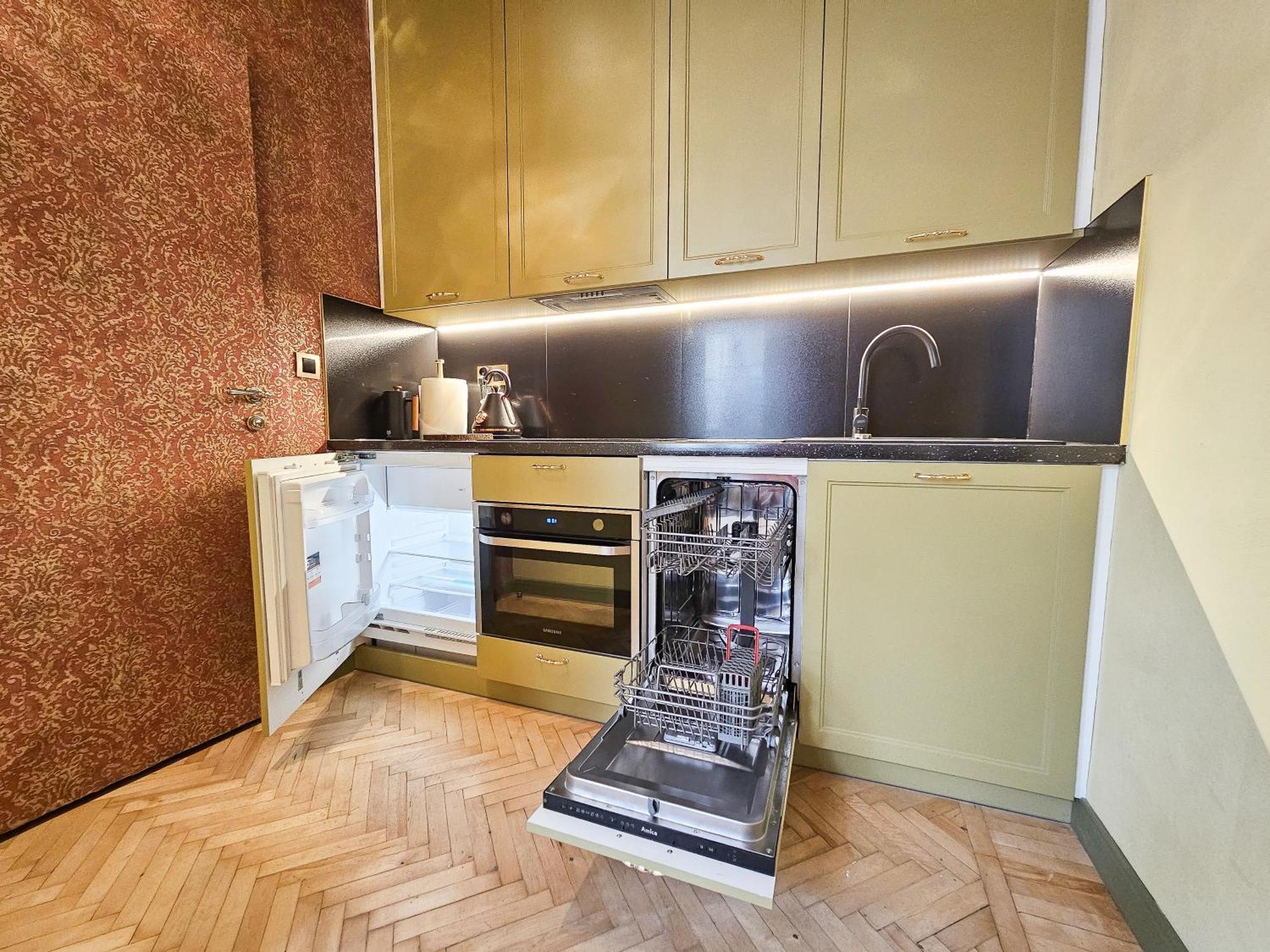 Butik Apartamenty Old Town Torun - Parking エクステリア 写真
